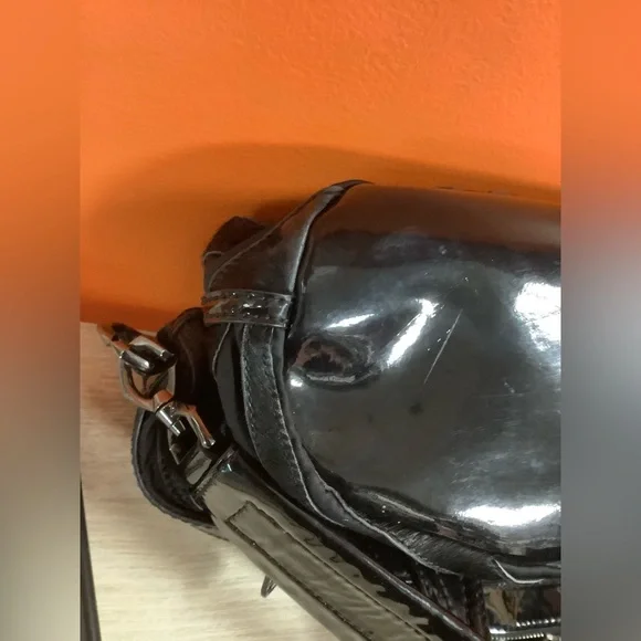 Givenchy Medium Nightingale Fur and Patent Bag - Picture 12 of 16